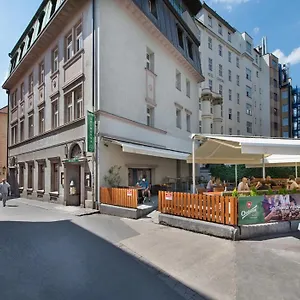 Ea Royal Esprit 4*, Praag Tsjechië